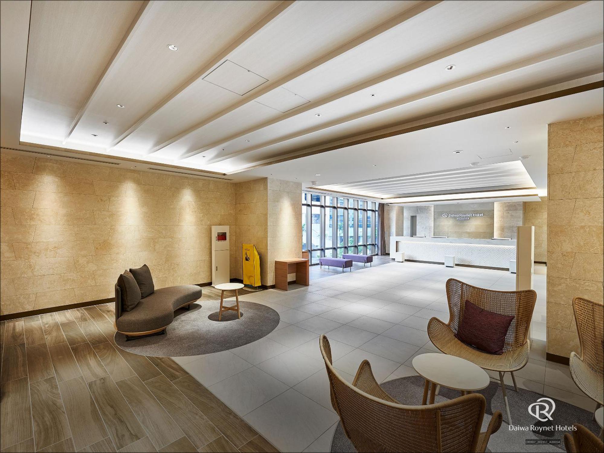 Daiwa Roynet Hotel Naha-Omoromachi Premier Exteriör bild